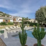 Les Aulines Villa